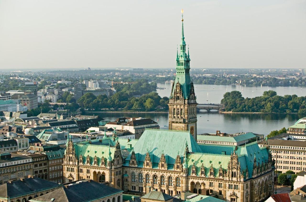 Novotel Hamburg Central Station Exterior foto