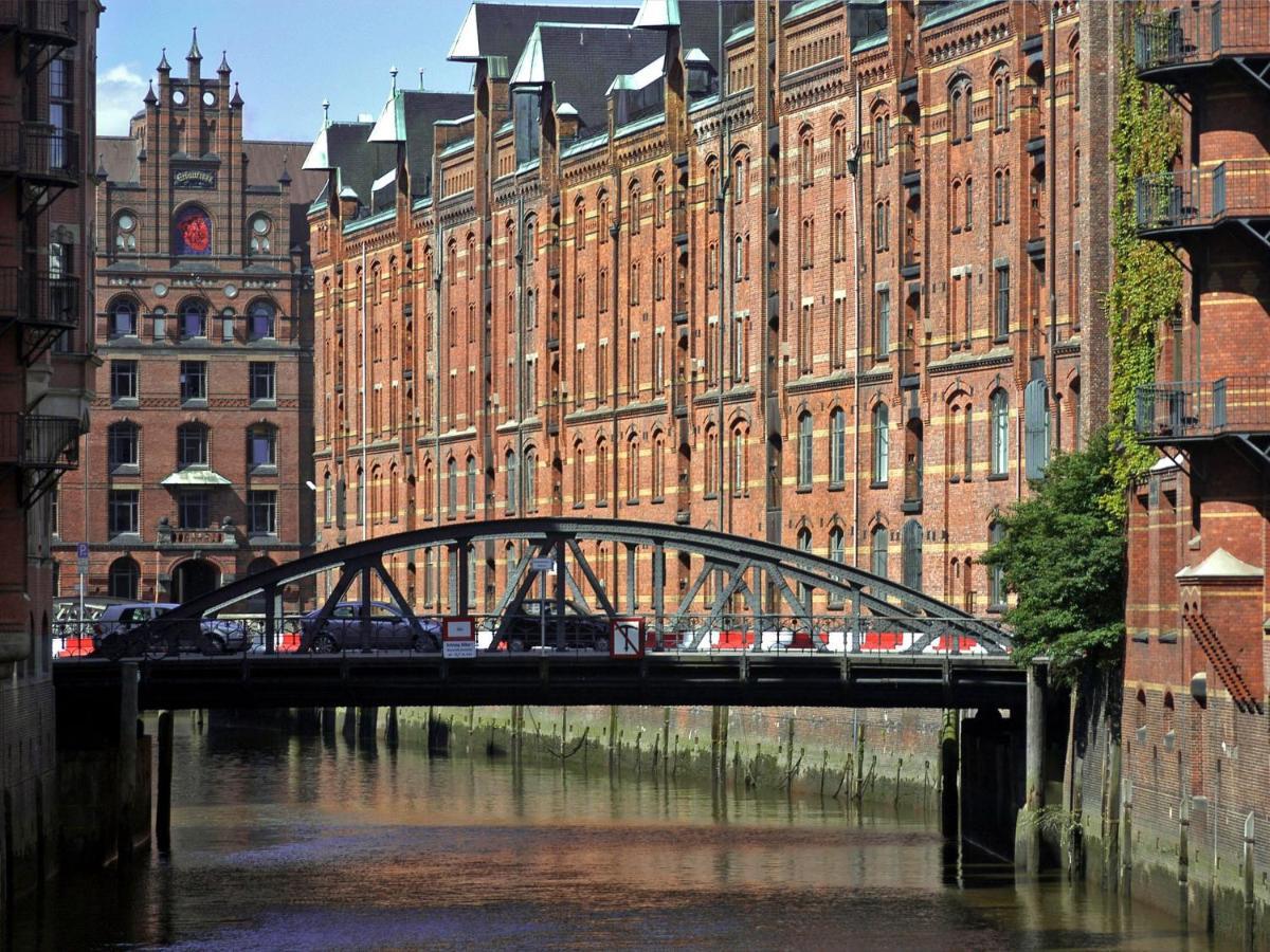 Novotel Hamburg Central Station Exterior foto